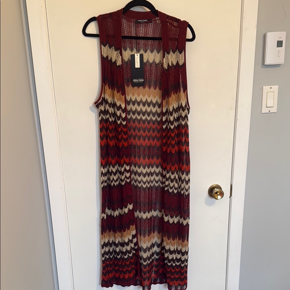 Point Zero Red and Brown Sleeveless Cardigan